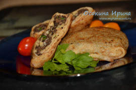 Блины с грибной икрой и сыром