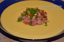 Гороховый крем-суп с копчёностями