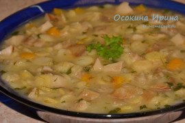 Гороховый суп с груздями